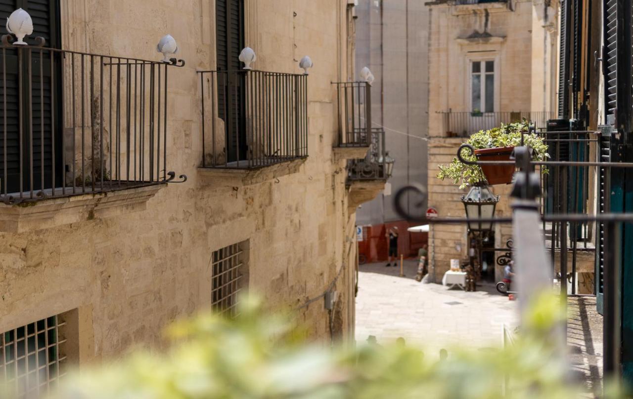Palazzo Della Contessa - Suites & Breakfast Lecce Eksteriør bilde