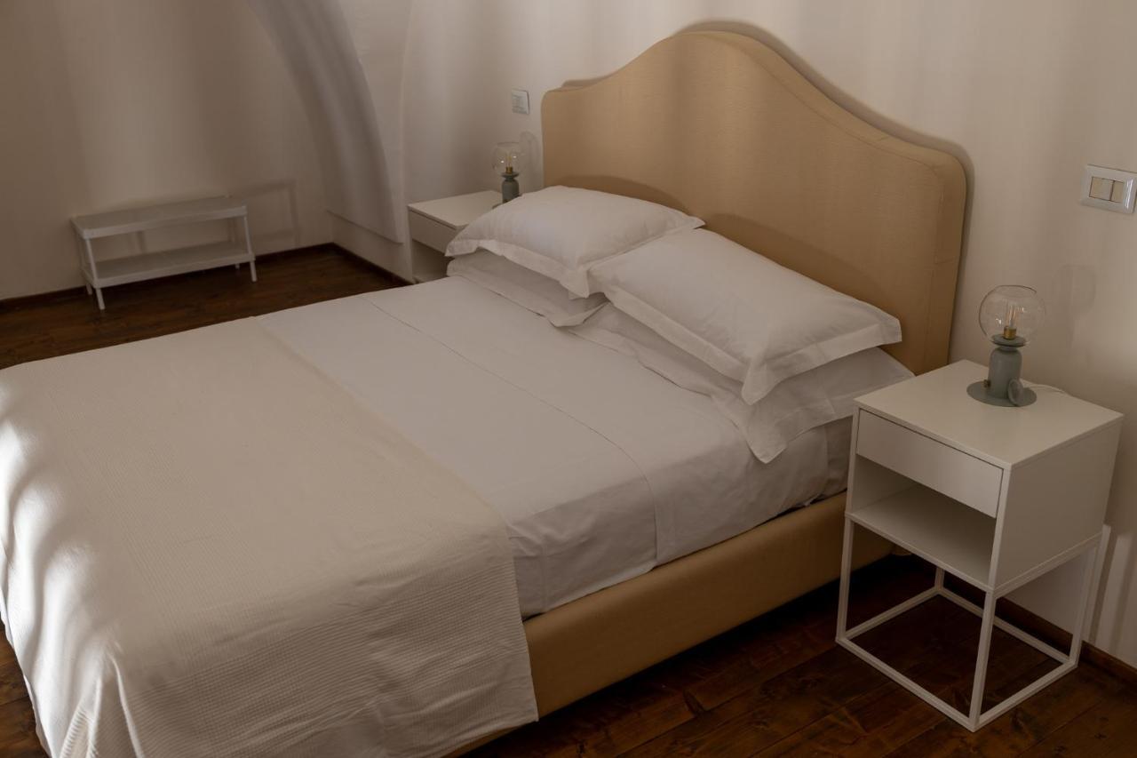 Palazzo Della Contessa - Suites & Breakfast Lecce Eksteriør bilde