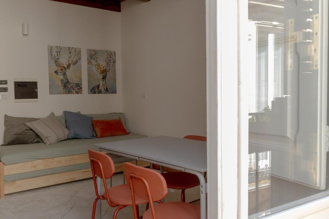 Palazzo Della Contessa - Suites & Breakfast Lecce Eksteriør bilde