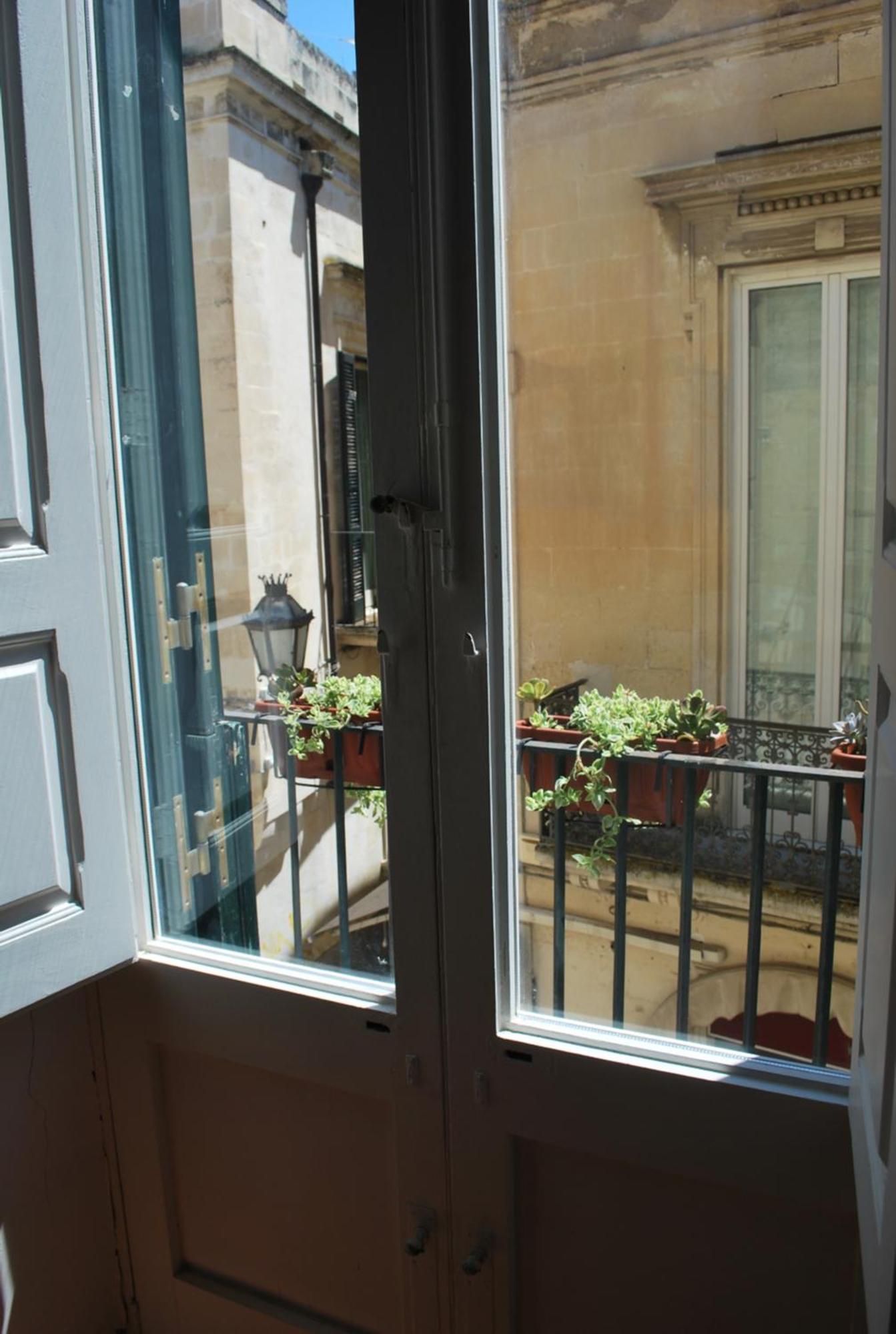 Palazzo Della Contessa - Suites & Breakfast Lecce Eksteriør bilde
