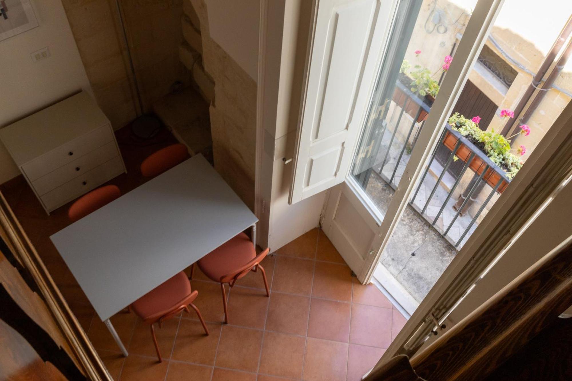Palazzo Della Contessa - Suites & Breakfast Lecce Eksteriør bilde