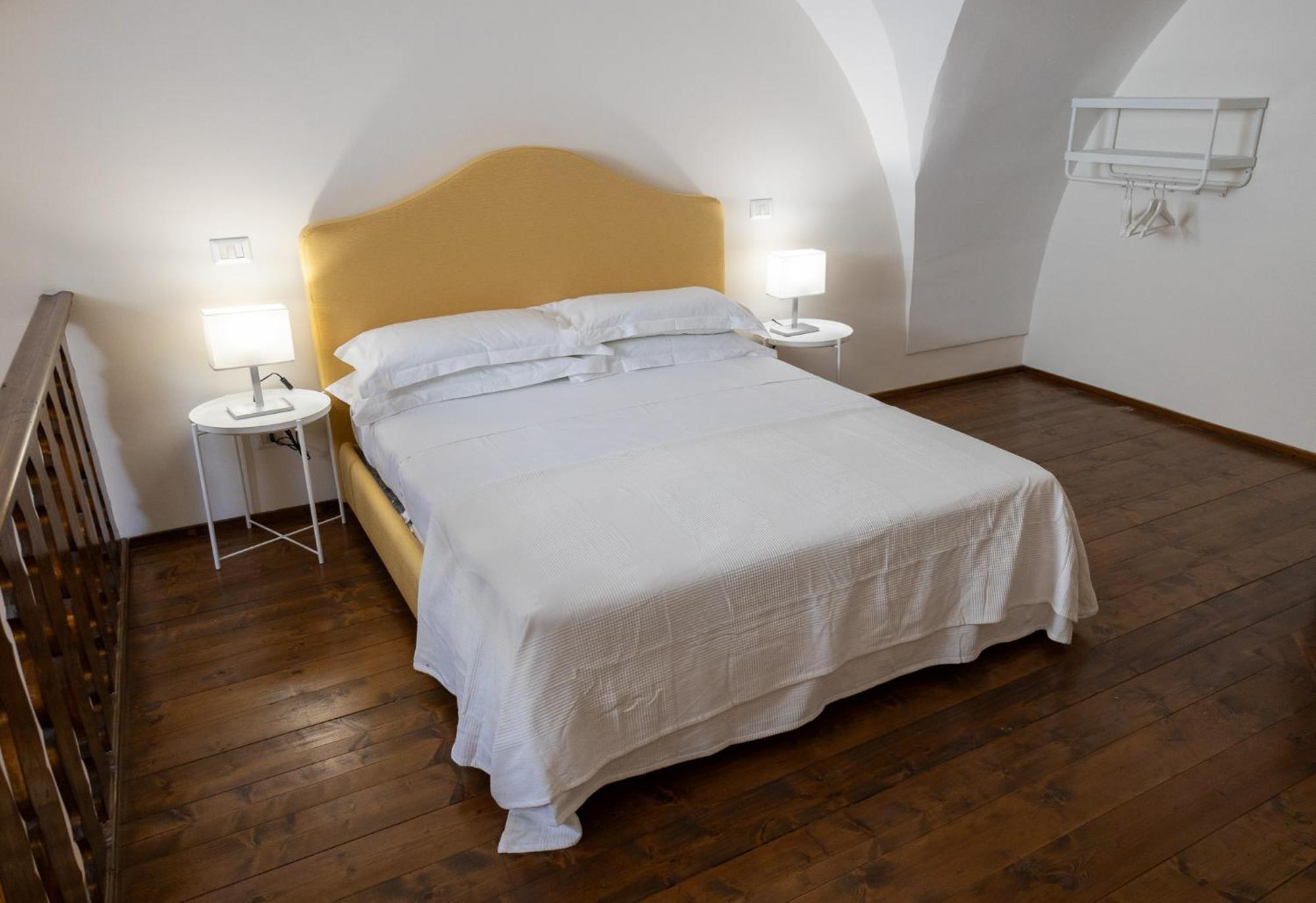 Palazzo Della Contessa - Suites & Breakfast Lecce Eksteriør bilde